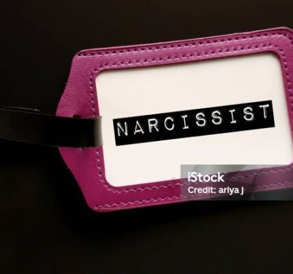 What are narcissists like in an argument